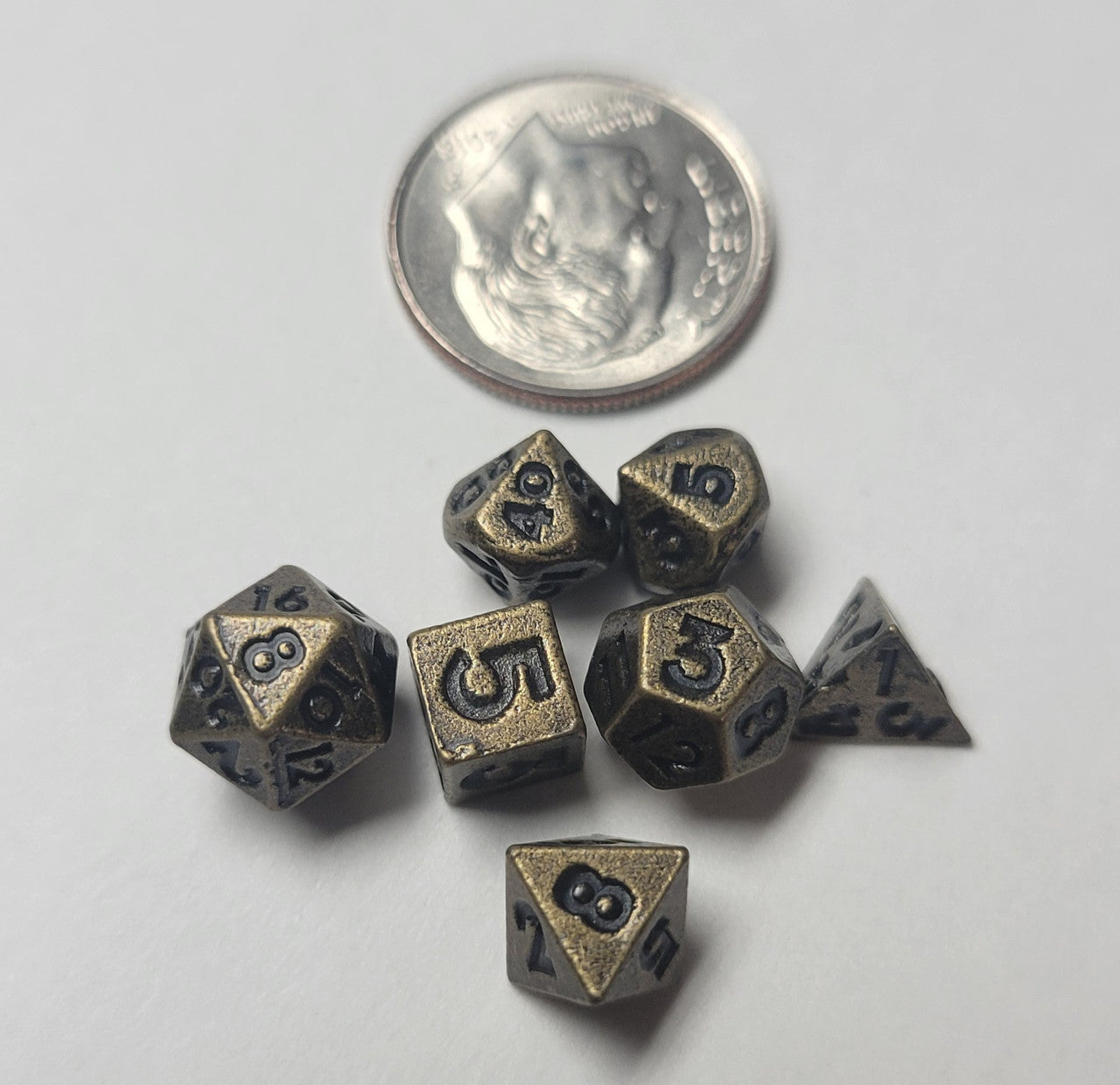 Gamerz Guard MD02418 Tiny Treasures 7 Piece Dice Set Gold