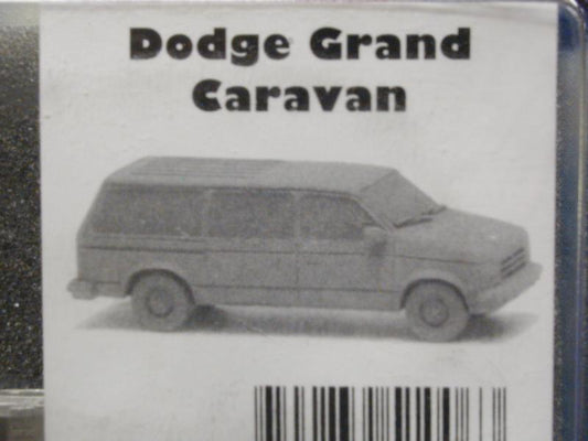 Road Master 51-006 N Scale Dodge Grand Caravan