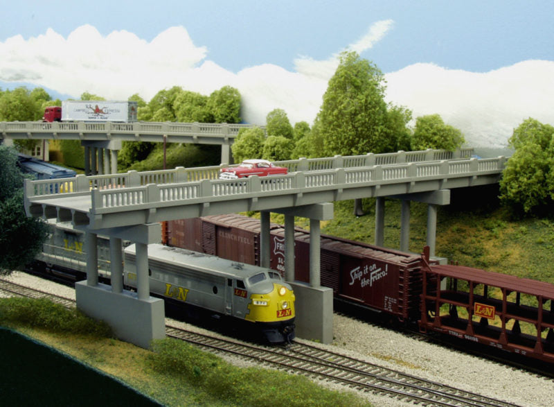 RIX 6280103 HO 150' Early Highway Overpass w/4 Piers