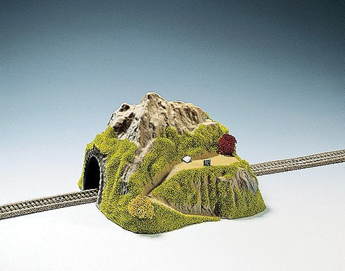 Noch Gmbh & Co 34640 N-scale Tunnel 1 track straight w/ park