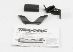 Traxxas 5629 Retainer clip, battery (1)/ front clip (1) /rear clip (1)/ foam spacer (1) (for one battery compartment)
