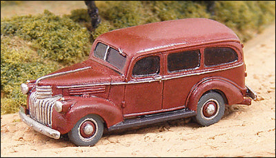 GHQ 57011 N Scale 1941 Chevy Suburban