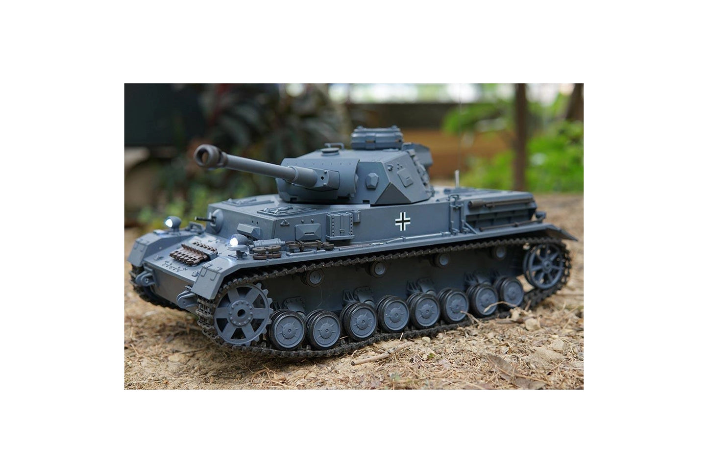 Heng Long German Panzer IV (F2 Type) Professional Edition 1/16 Scale Medium Tank - RTR