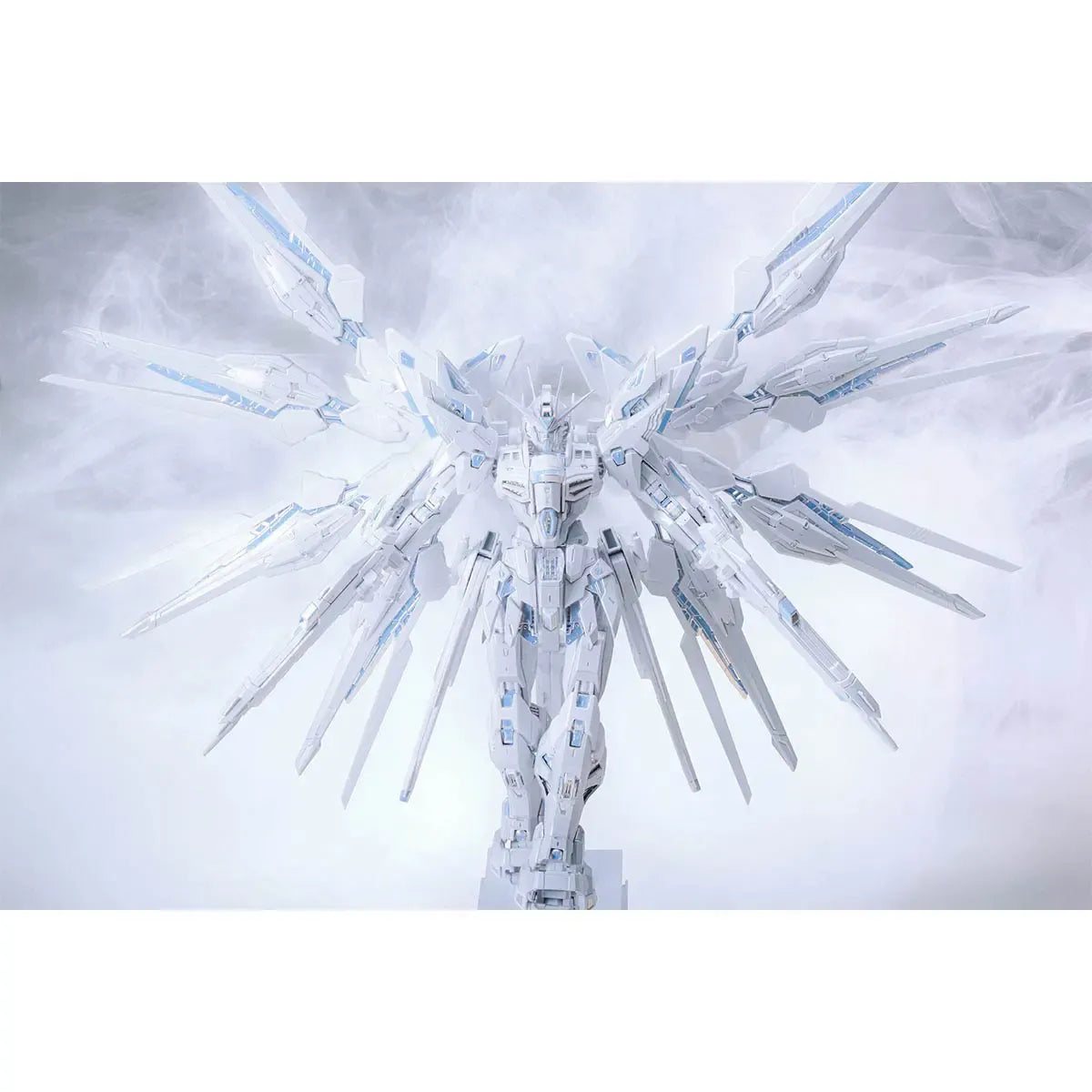 Bandai 2794156 MGEX 1/100 Strike Freedom Gundam [TWILIGHT COATING] Limited edition
