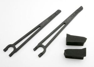 Traxxas 3927 Hold downs, battery, left & right (2)/ foam spacers (2) (fits standard battery packs)