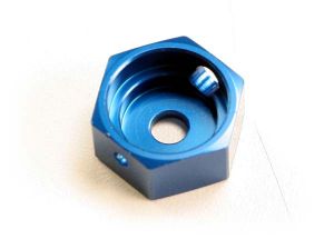 Traxxas 5165 Hex Brake adapter, aluminum (blue) (for T-Maxx® steel constant-velocity center driveshafts)