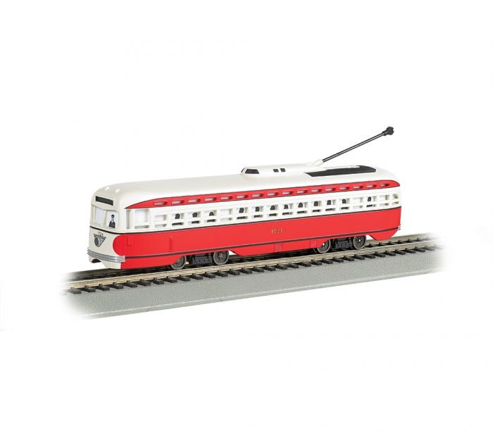 Bachmann 60505 HO 60505 PCC Streetcar, Allegheny Transit #1724 ( DCC and Sound Equipped)