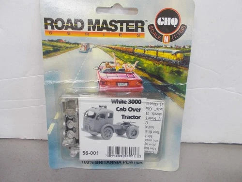Road Master 56001 N Scale White 3000 Cab Over Tractor