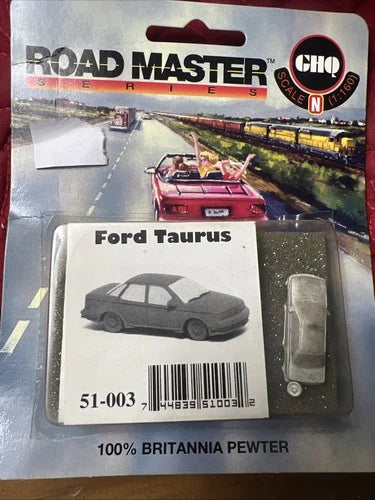 Road Master 51003 N Scale Ford Taurus