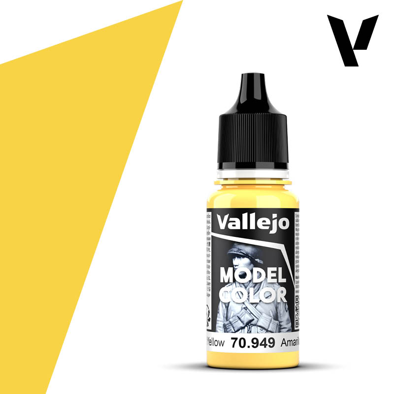 Vallejo Model Color (024) 70.949 Light Yellow 18ml