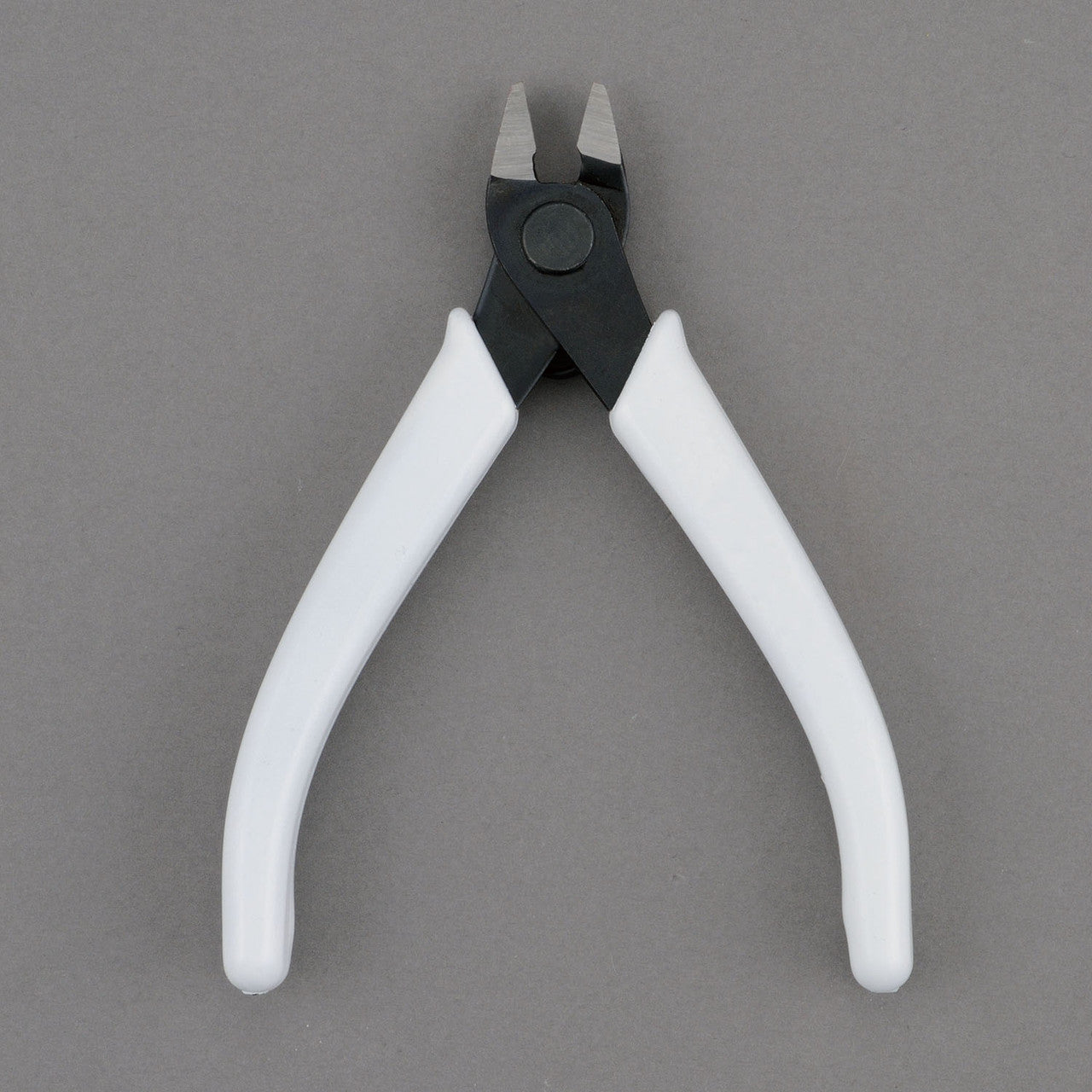 Bandai 5057578 2641068 2480062 Entry Nipper, (White) for Plastic Models